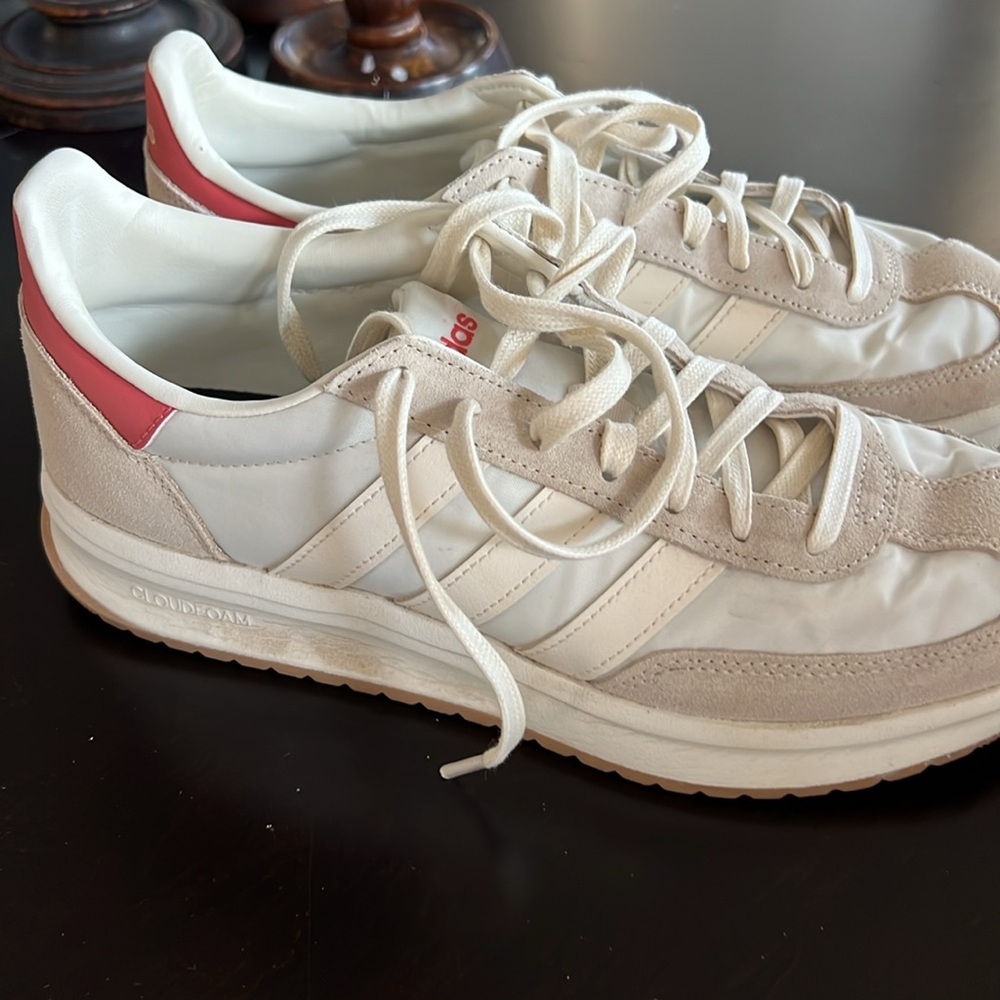 Adidas runners - Picture 3 of 7